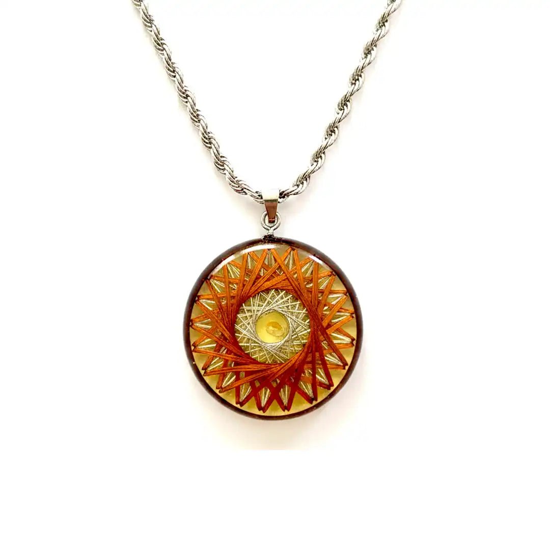 Collar Amplificador de Intención con Citrino, Bobinas de Cobre y Latón | Visto en SUPERHUMAN - Metayantra México