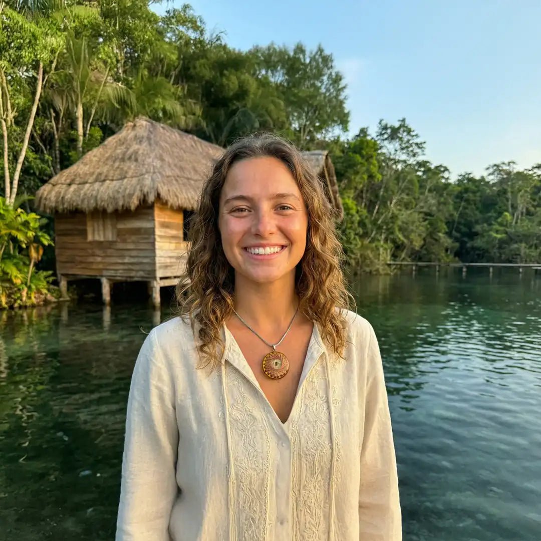 Collar Amplificador de Intención con Citrino, Bobinas de Cobre y Latón | Visto en SUPERHUMAN - Metayantra México