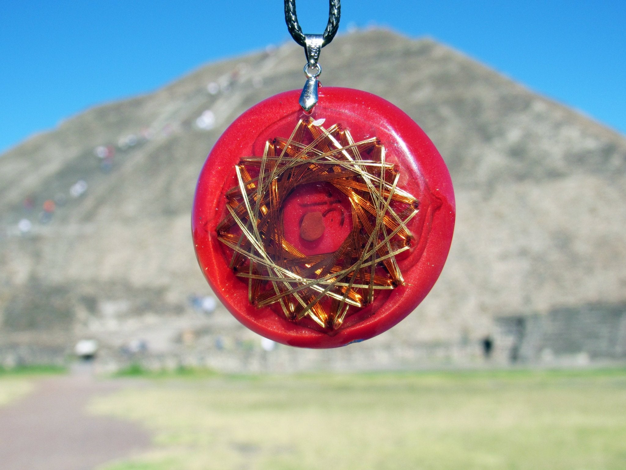 Collar Orgonita Muladhara: Regeneración del Primer Chakra - Metayantra México