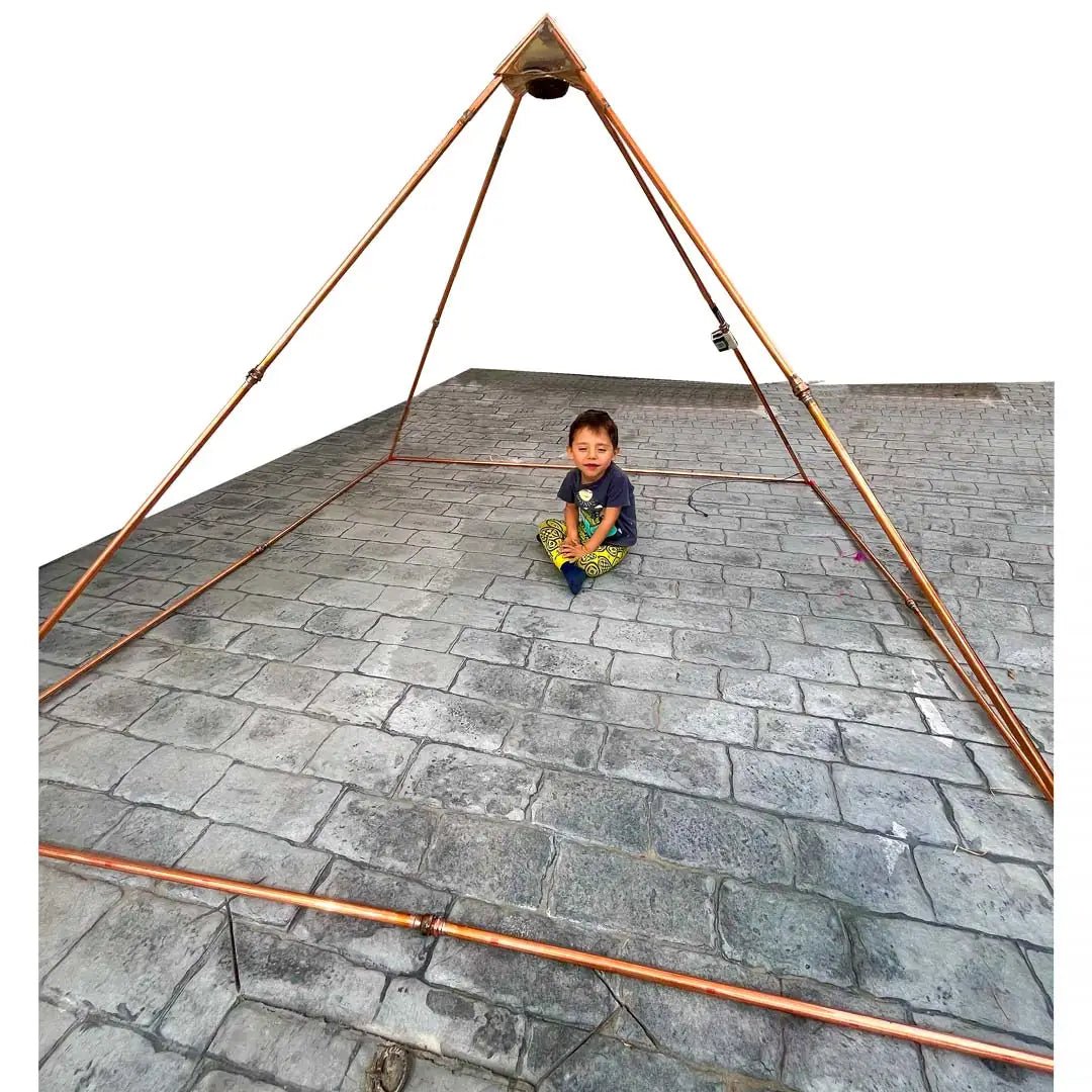 Pirámide de meditación de cobre - Metayantra México