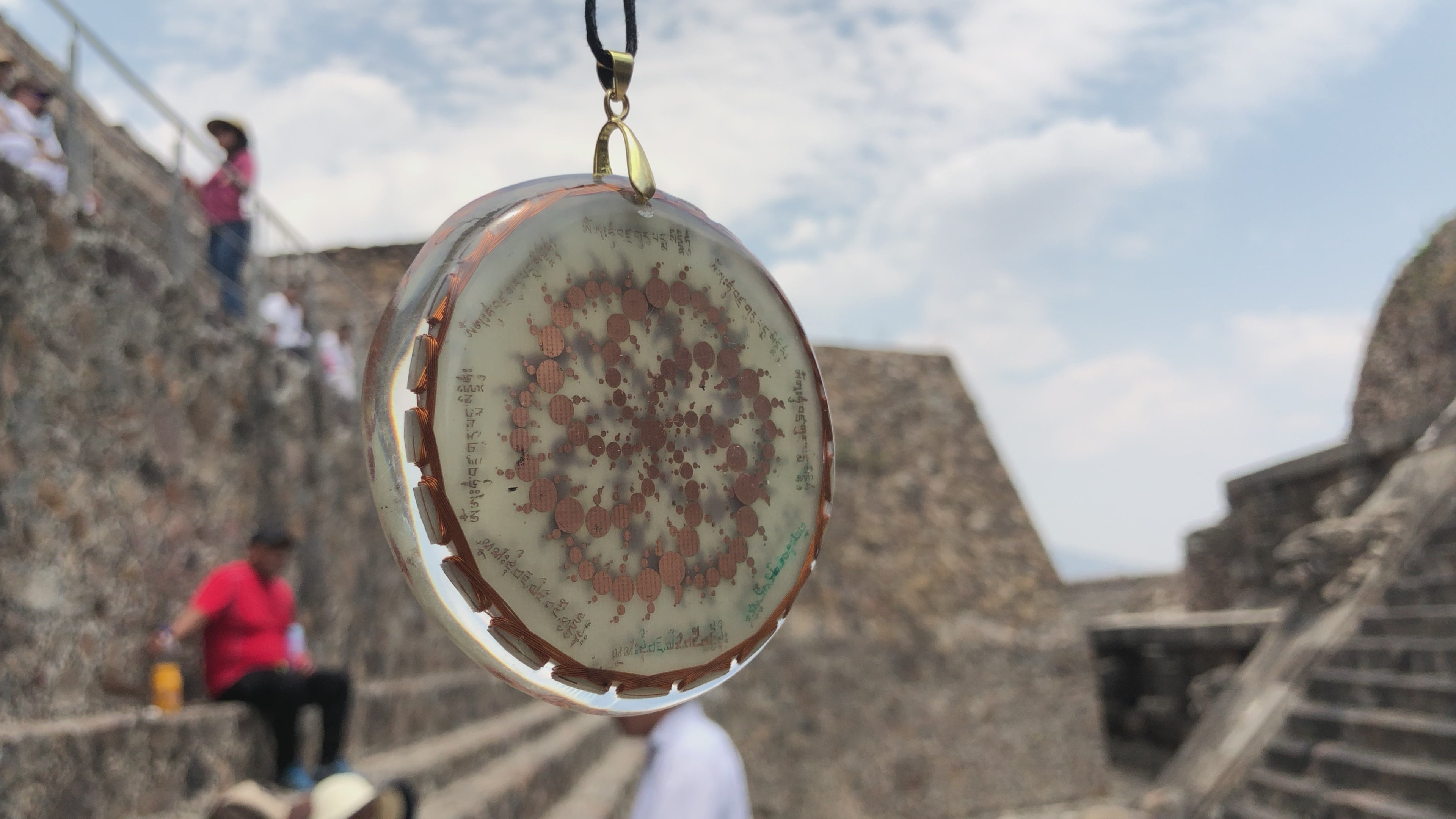 Collar Tibetano Destructor de obstáculos Guru Rinpoche Crop Circle - Metayantra