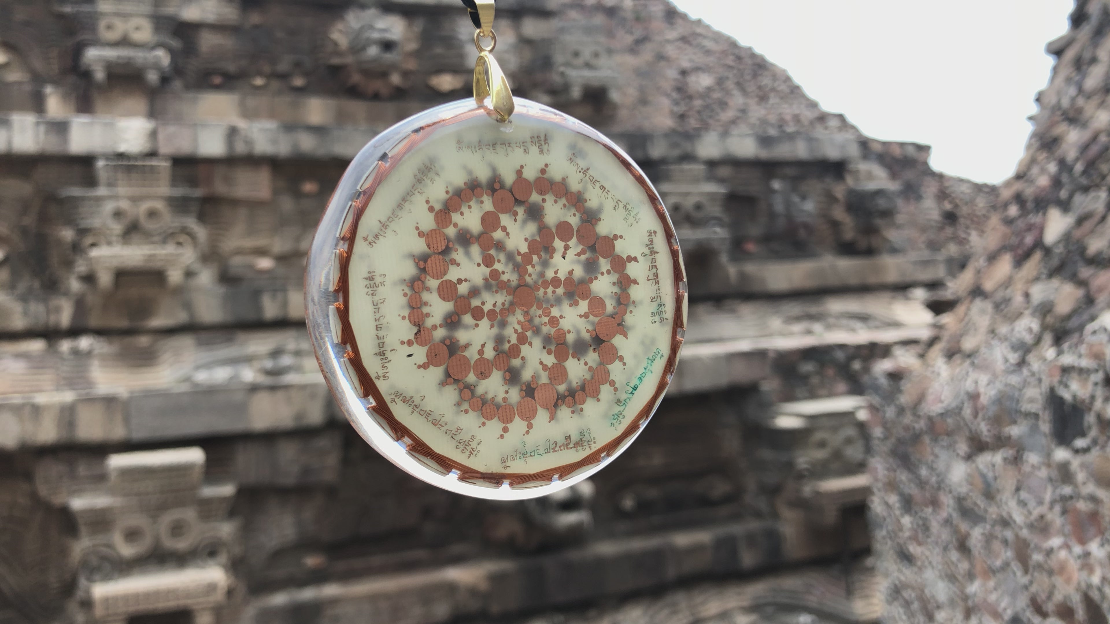 Collar Tibetano Destructor de obstáculos Guru Rinpoche Crop Circle - Metayantra