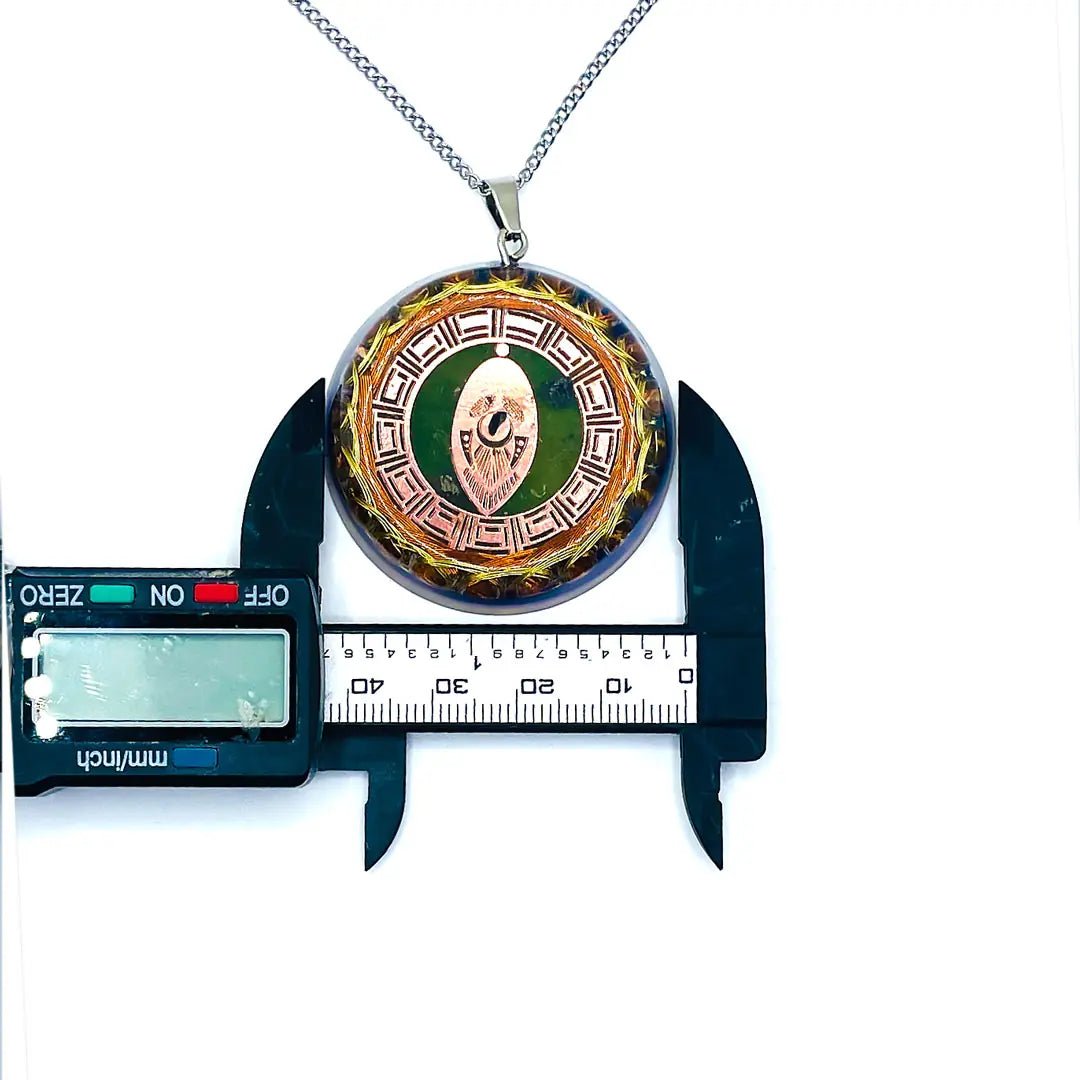 Collar de OrgÇün con Cuarzo Resonador Cuǭntico de Abundancia Metayantra - Metayantra MǸxico
