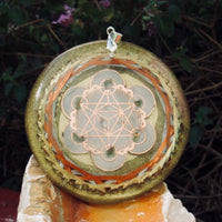 Thumbnail for ENVǍO INMEDIATO Resonador Cuǭntico con Moldavita para ADN Cley Hill Crop 36 Vortex - Metayantra MǸxico