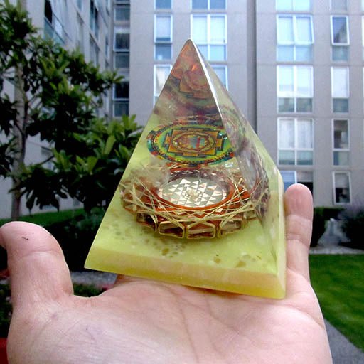 Pirámide Cuántica Armonizadora Sri Yantra Universal - Metayantra México