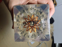 Thumbnail for Pirǭmide Mantra Tara Blanca Longevidad y ProtecciÇün - Metayantra MǸxico