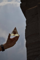 Pirámide Purificadora de Emociones con Rosa del Desierto - Metayantra México