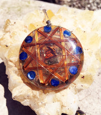 Thumbnail for Protector contra Magia Negra Kalachakra Oro 14k Cristales Protectores Ship Coil - Metayantra MǸxico