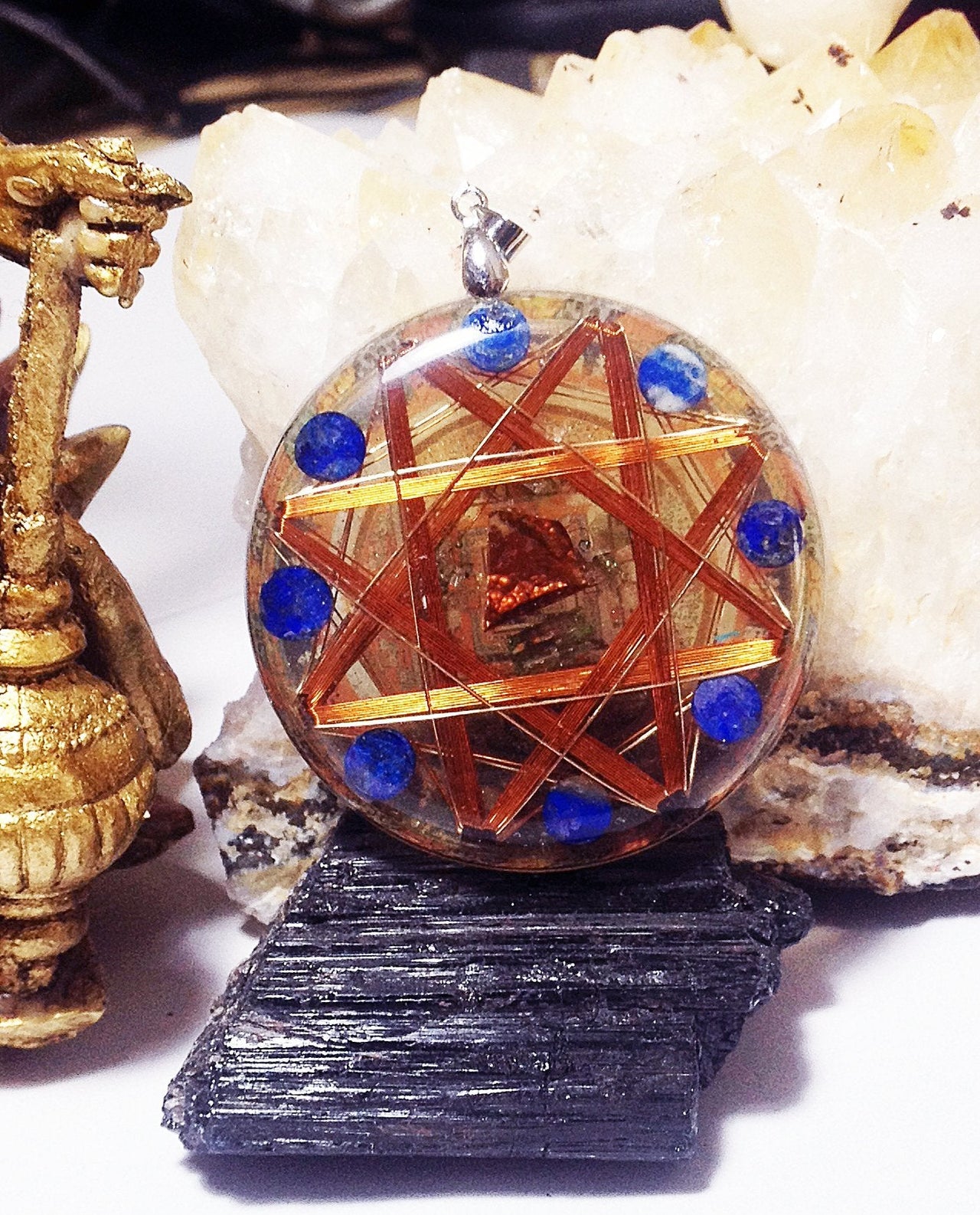 Protector contra Magia Negra Kalachakra Oro 14k Cristales Protectores Ship Coil - Metayantra MǸxico