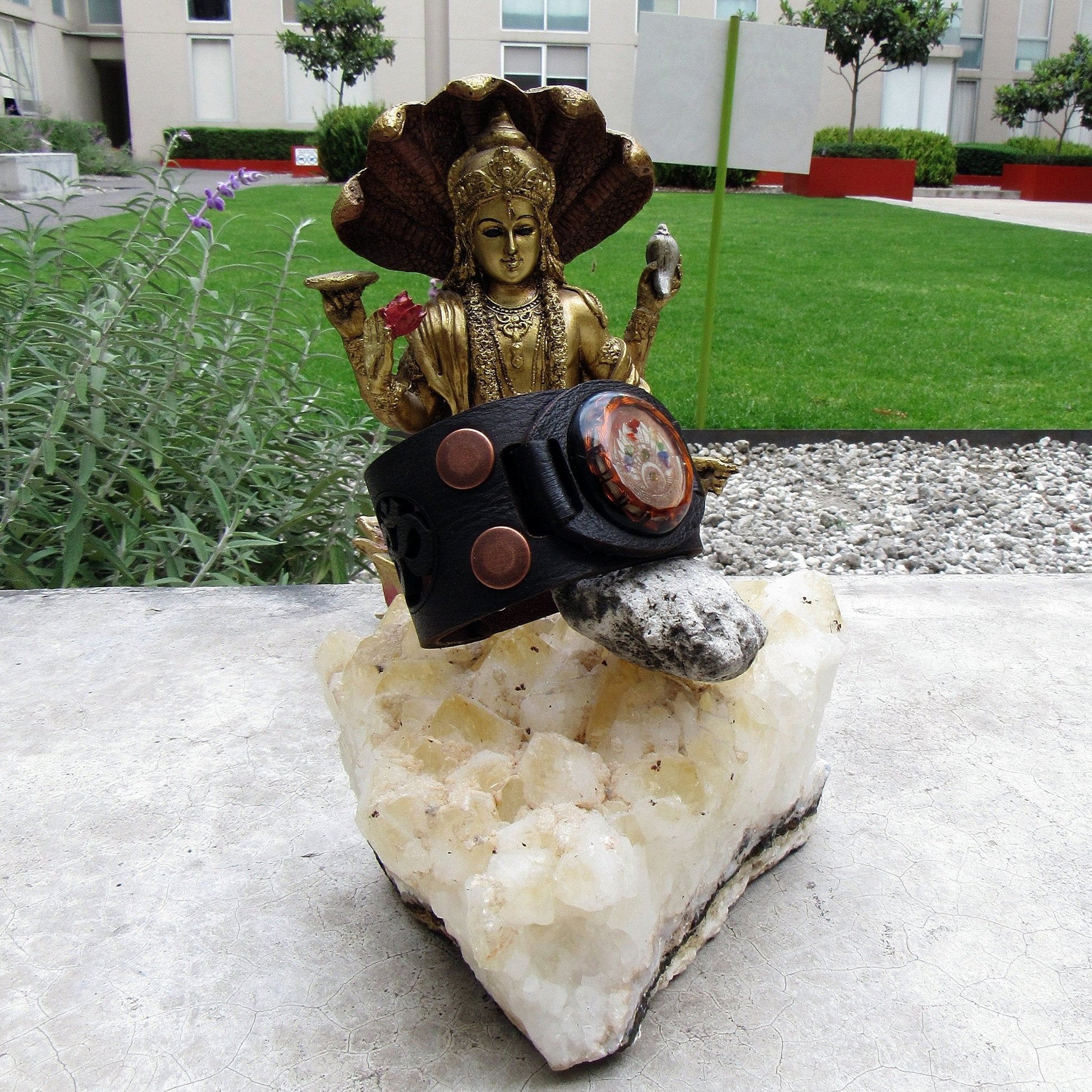 Pulsera con resonador cuǭntico Quetzalcoatl de 7 Chakras - Metayantra MǸxico