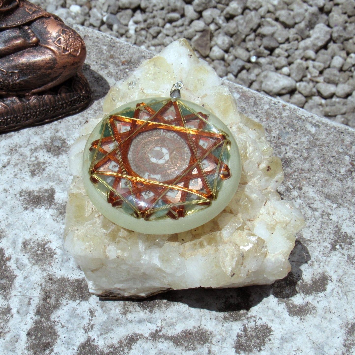 Resonador Cuǭntico del Cuarto Chakra Anahatta - Metayantra MǸxico