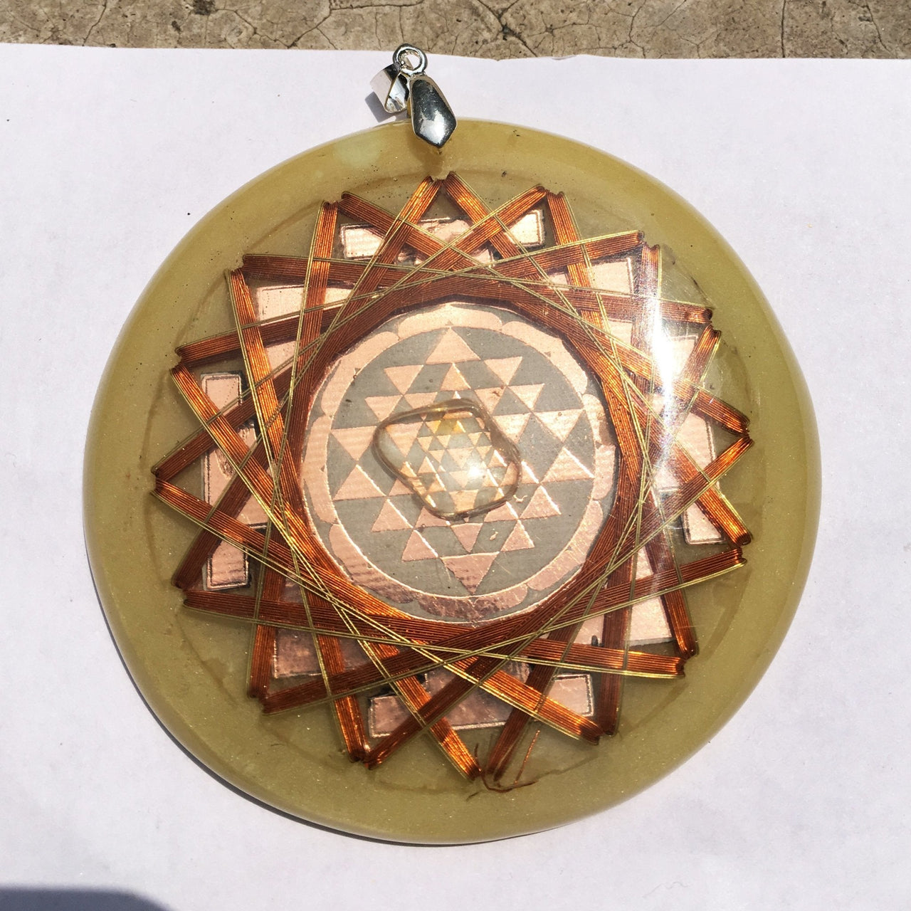 Sri Yantra Universal 16 Vortex Resonador Cuǭntico - Metayantra MǸxico